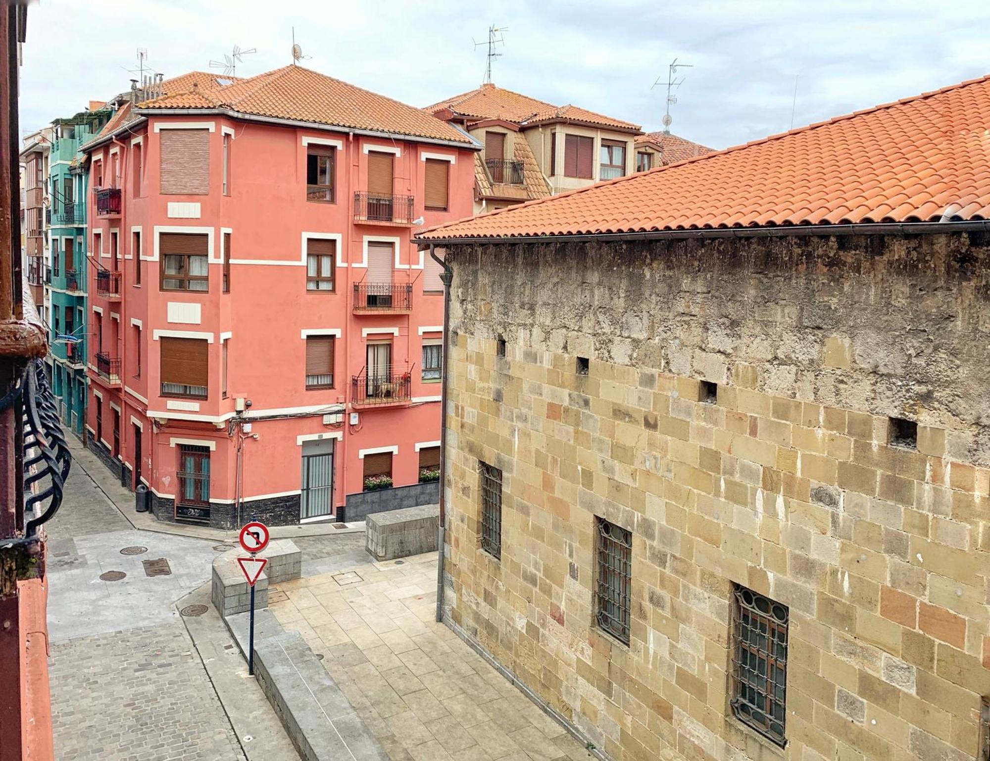 Charming Flat In Historic Centre By Santa Maria Apartment Bermeo